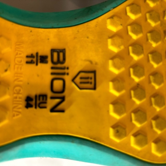 BIION Sz 11 Slip On Golf Shoes Flamingo Pattern Wing Tip Perforation Anti-Slip - Picture 7 of 9